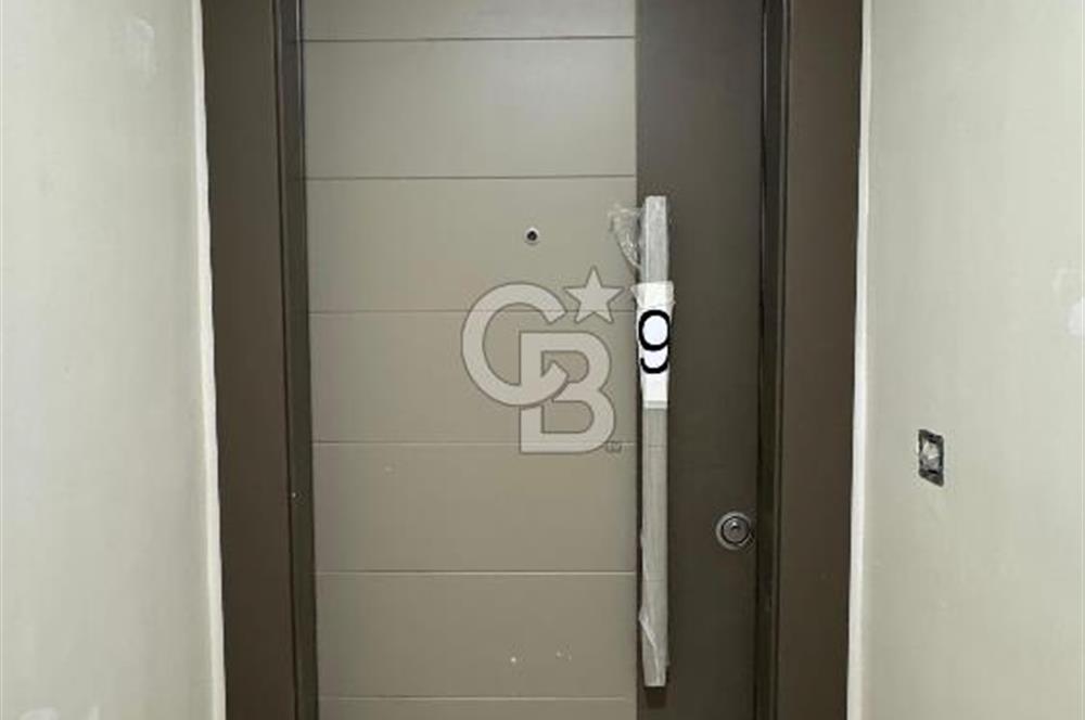 ÇENGELKÖY'DE CADDE ÜZERİ LÜX 3+1 100 M2 SATILIK DAİRE