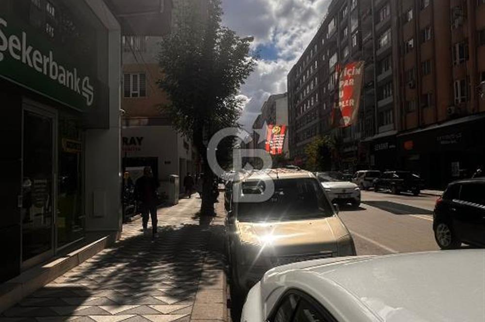 CB CITY'DEN YUNUSEMRE CADDESİNDE KİRALIK 3+1 DAİRE