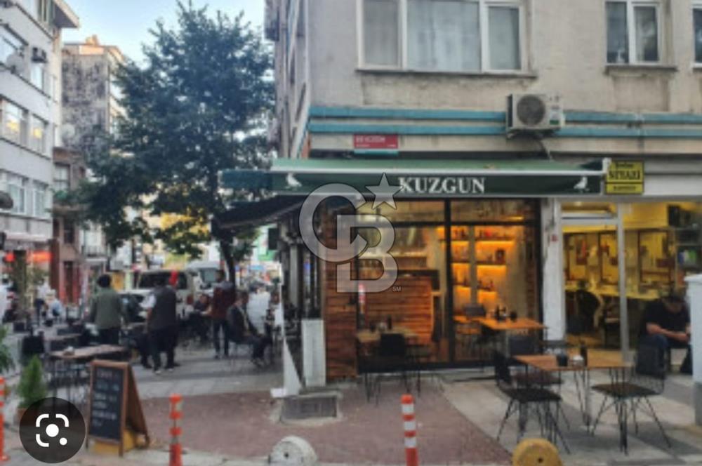 KADIKÖY RASİMPAŞADA ÇİFT CEPHE SATILIK DÜKKAN