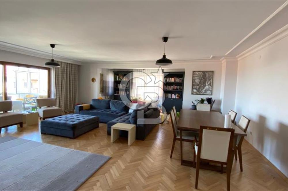 Sarıyer Acarlar da Yapılı Deniz ve Orman Manzaralı 4+1 Daire
