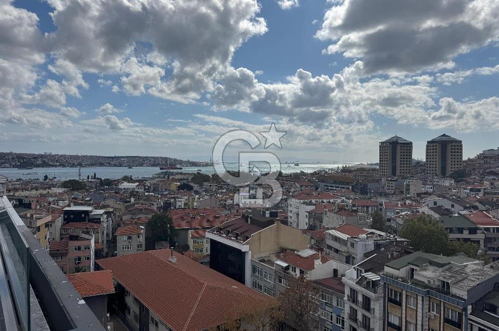 BEŞİKTAŞ TÜRKALİ'DE DENİZ MANZARALI EMSALSİZ DUBLEX DAİRE