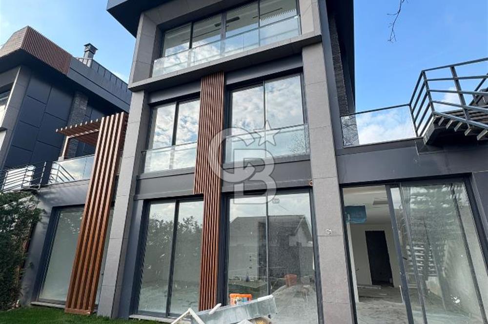 ÇEKMEKÖY ÖMERLİ'DE ÖZEL MİMARİ TASARIM LUX A+ VİLLA
