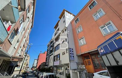 ALTINŞEHİR MAHALLESİ'NDE METROYA KOMŞU KOMPLE SATILIK BİNA