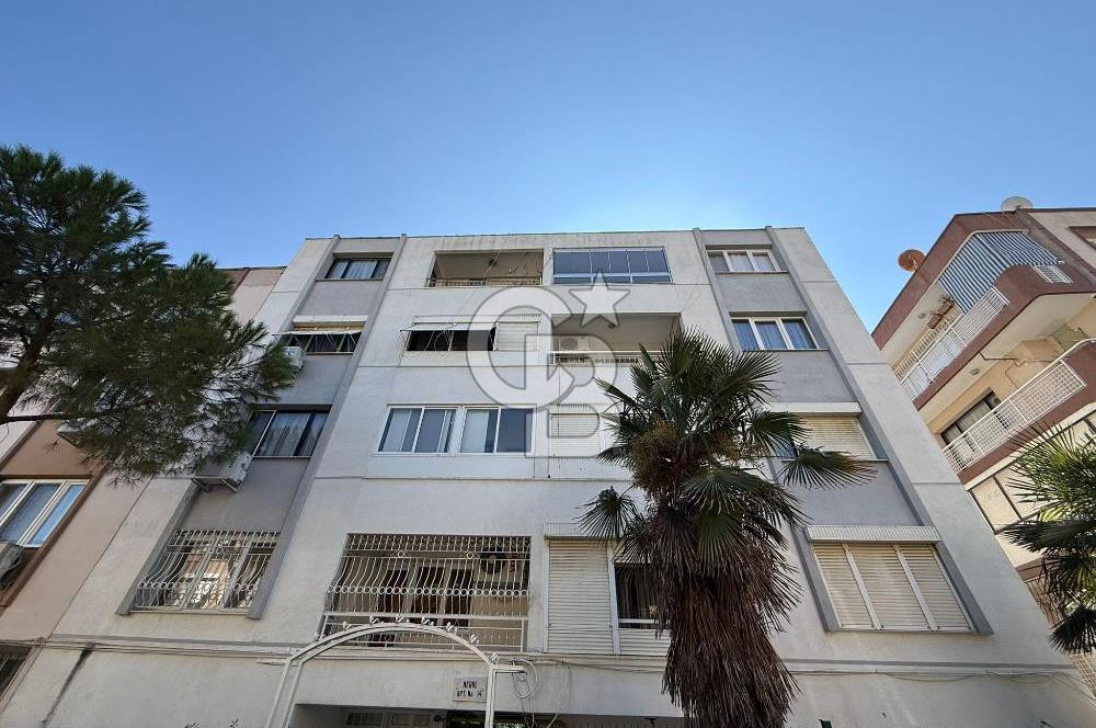 İzmir Karabağlar Reis Mahallesinde Satılık Bahçeli Daire