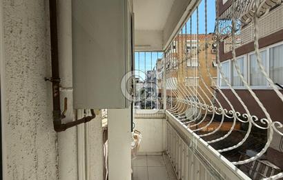 İzmir Karabağlar Reis Mahallesinde Satılık Bahçeli Daire