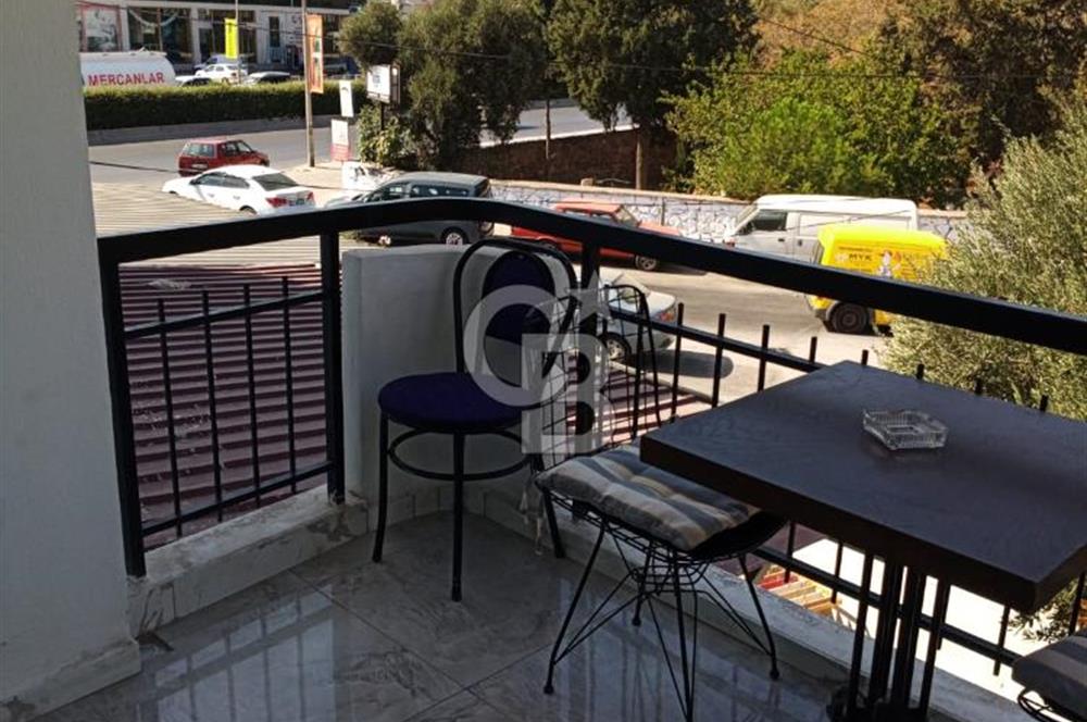 ÇİĞLİ BALATÇIKTA SATILIK FULL EŞYALI 1+1 GENİŞ DAİRE