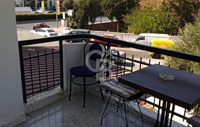 ÇİĞLİ BALATÇIKTA SATILIK FULL EŞYALI 1+1 GENİŞ DAİRE