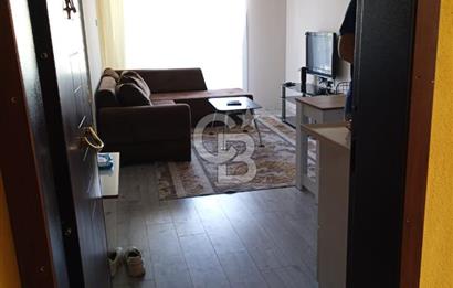 ÇİĞLİ BALATÇIKTA SATILIK FULL EŞYALI 1+1 GENİŞ DAİRE