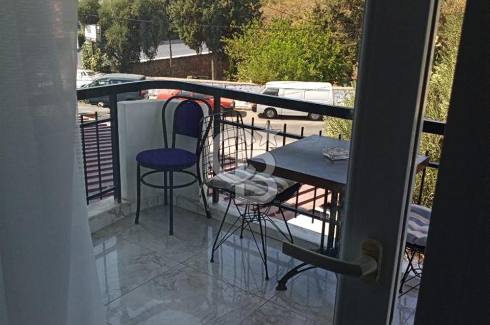 ÇİĞLİ BALATÇIKTA SATILIK FULL EŞYALI 1+1 GENİŞ DAİRE