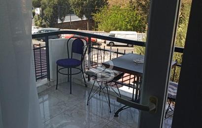 ÇİĞLİ BALATÇIKTA SATILIK FULL EŞYALI 1+1 GENİŞ DAİRE