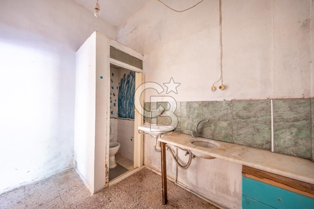 Çeşmealtı cadde üzeri Kiralık Dükkan