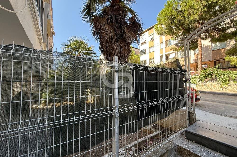 İzmir Karabağlar Reis Mahallesinde Satılık Bahçeli Daire