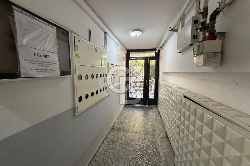 İzmir Karabağlar Reis Mahallesinde Satılık Bahçeli Daire