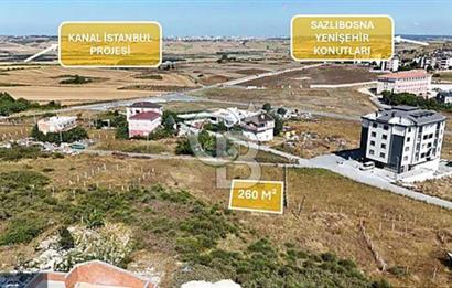 HADIMKÖY'DE 260 M² TEPE KONUMDA, KANAL MANZARALI İMARLI ARSA