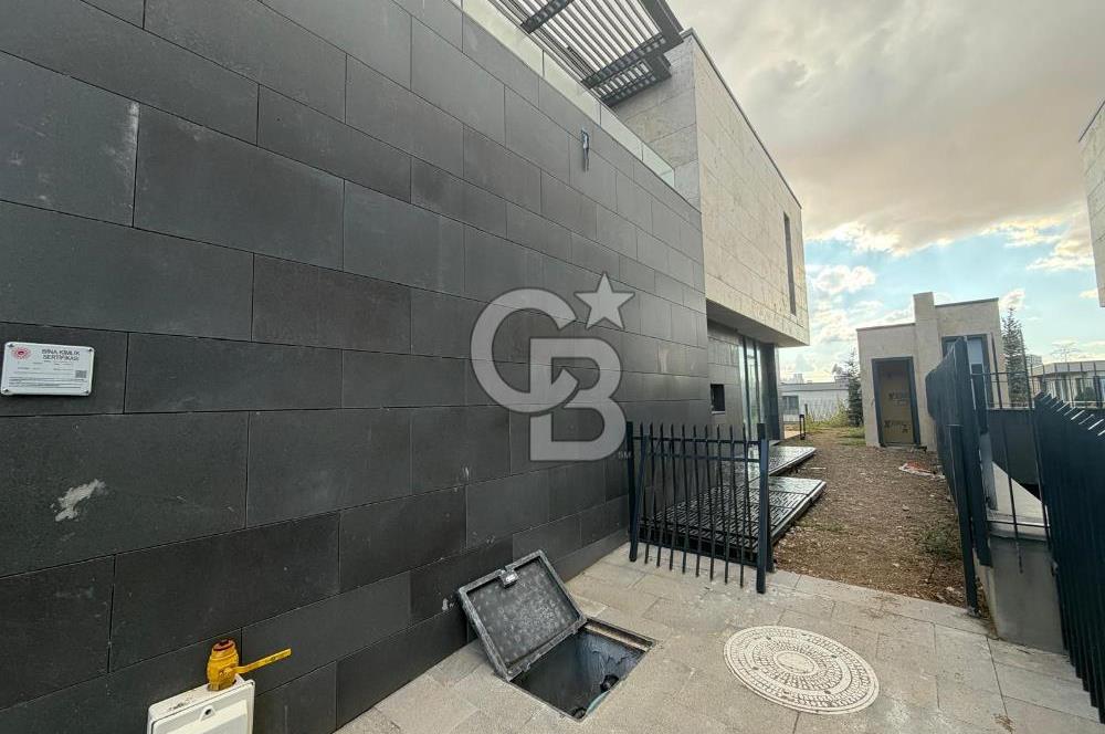 ÇAYYOLU'NUN EN PRESTİJLİ SİTESİ SANTRA DA VİLLA 557m² SATILIK
