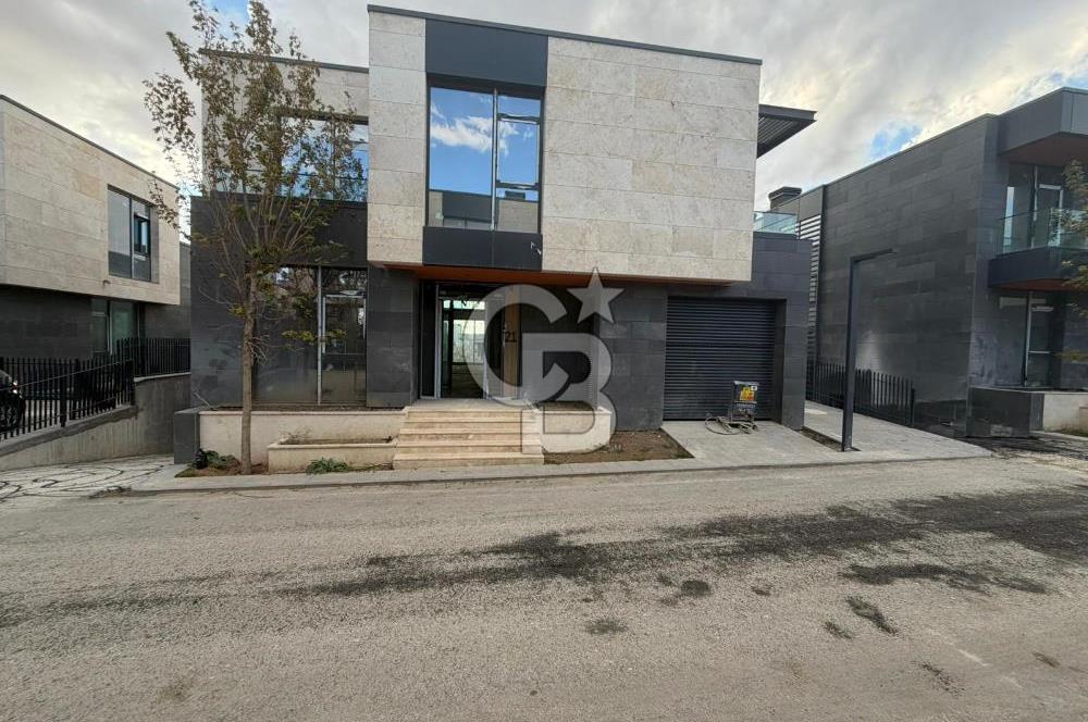ÇAYYOLU'NUN EN PRESTİJLİ SİTESİ SANTRA DA VİLLA 557m² SATILIK
