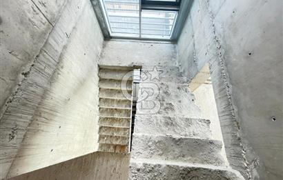 ÇAYYOLU'NUN EN PRESTİJLİ SİTESİ SANTRA DA VİLLA 557m² SATILIK