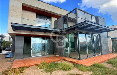 ÇAYYOLU'NUN EN PRESTİJLİ SİTESİ SANTRA DA VİLLA 557m² SATILIK