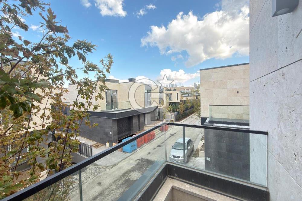 ÇAYYOLU'NUN EN PRESTİJLİ SİTESİ SANTRA DA VİLLA 557m² SATILIK