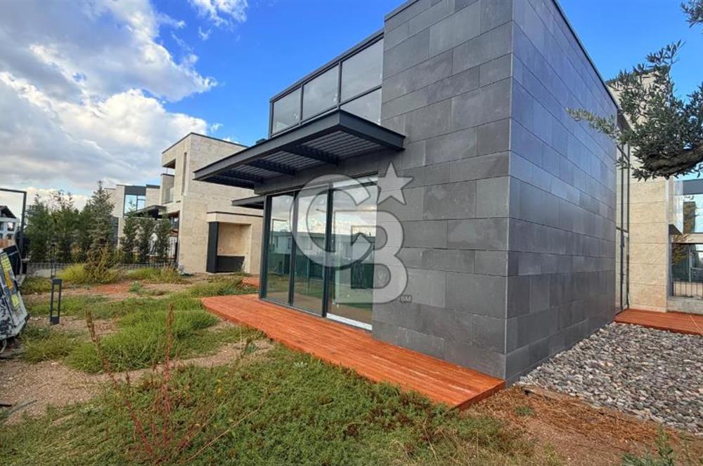 ÇAYYOLU'NUN EN PRESTİJLİ SİTESİ SANTRA DA VİLLA 557m² SATILIK