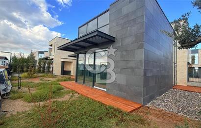 ÇAYYOLU'NUN EN PRESTİJLİ SİTESİ SANTRA DA VİLLA 557m² SATILIK