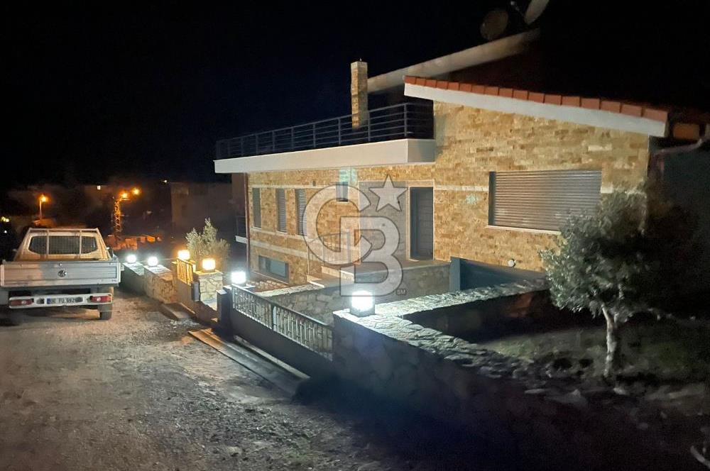 SIĞACIK AKKUM'DA MUHTEŞEM MÜSTAKİL VİLLA !!!