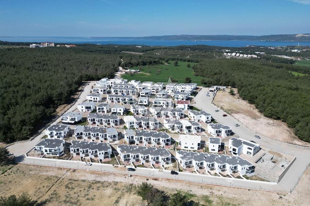 ÇANAKKALE MERKEZ ÇINARLI'DA SİTE İÇERİSİNDE KİRALIK 3+1 VİLLA