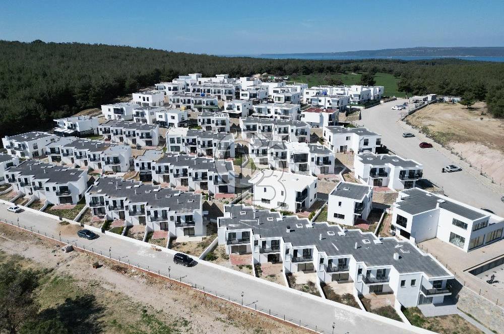 ÇANAKKALE MERKEZ ÇINARLI'DA SİTE İÇERİSİNDE KİRALIK 3+1 VİLLA