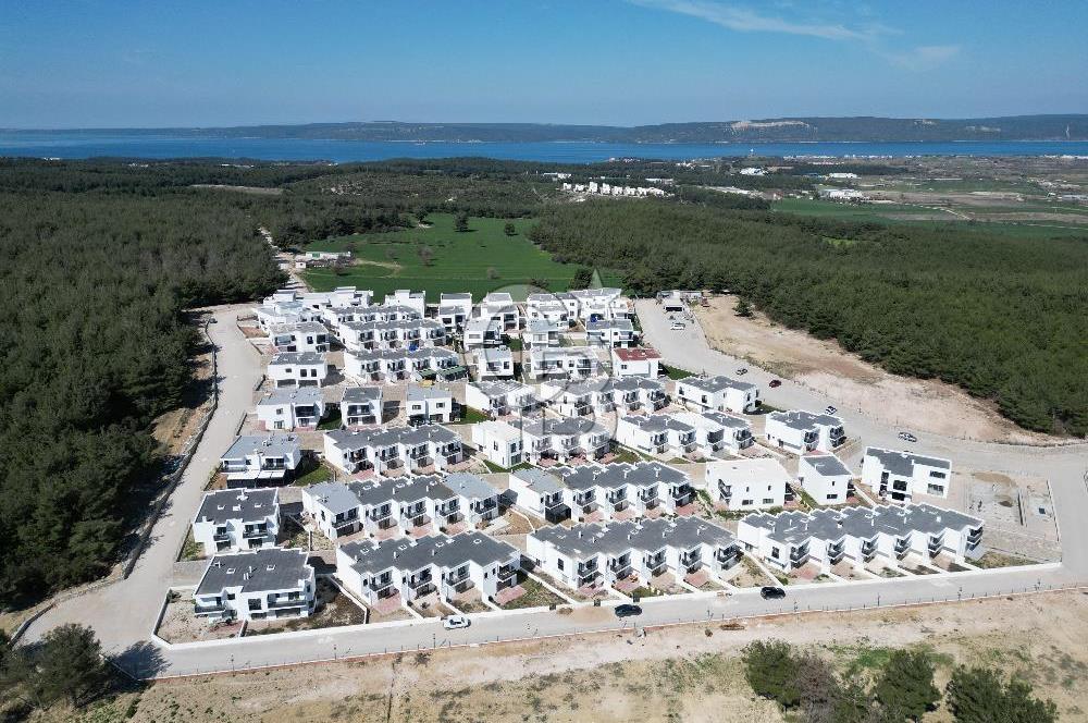 ÇANAKKALE MERKEZ ÇINARLI'DA SİTE İÇERİSİNDE KİRALIK 3+1 VİLLA