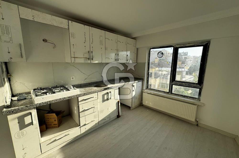 ÜNİVERSİTE-METRO YÜRÜME MESAFESİ/ASANSÖRLÜ/SIFIR BİNA/1+1 DAİRE