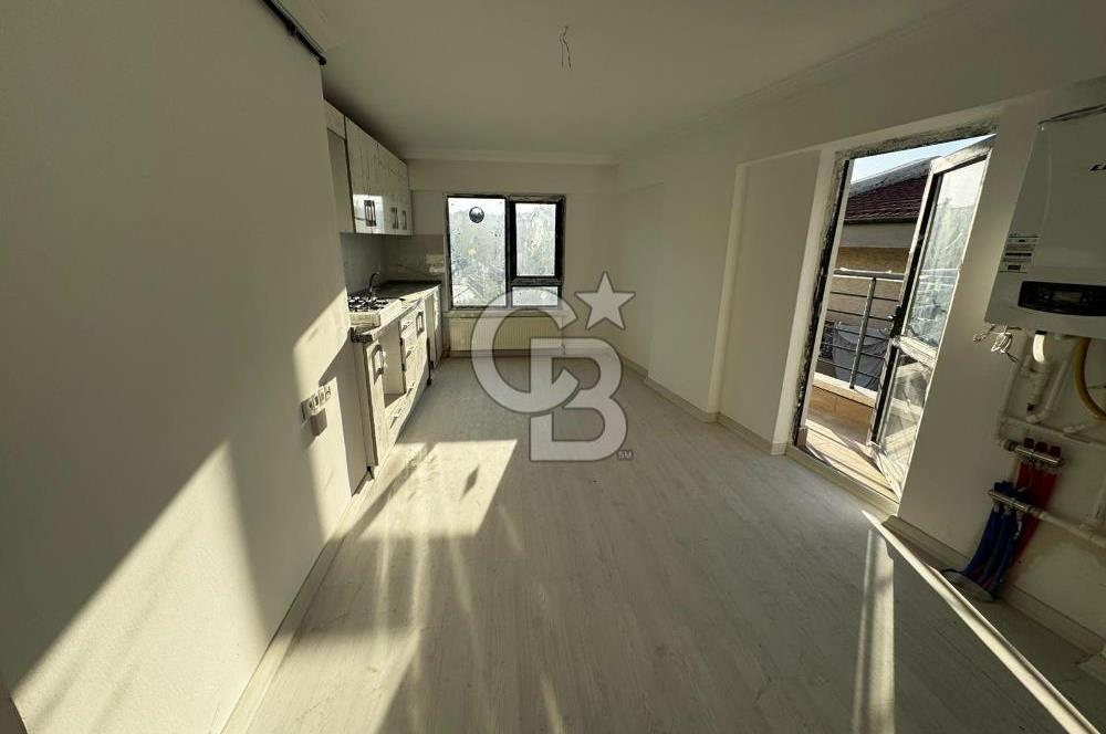 ÜNİVERSİTE-METRO YÜRÜME MESAFESİ/ASANSÖRLÜ/SIFIR BİNA/1+1 DAİRE