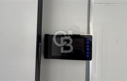 BAHÇELİEVLER KONAKLARINDA EBEVEYN BANYOLU ARAKAT 3+1 GENİŞ DAİRE