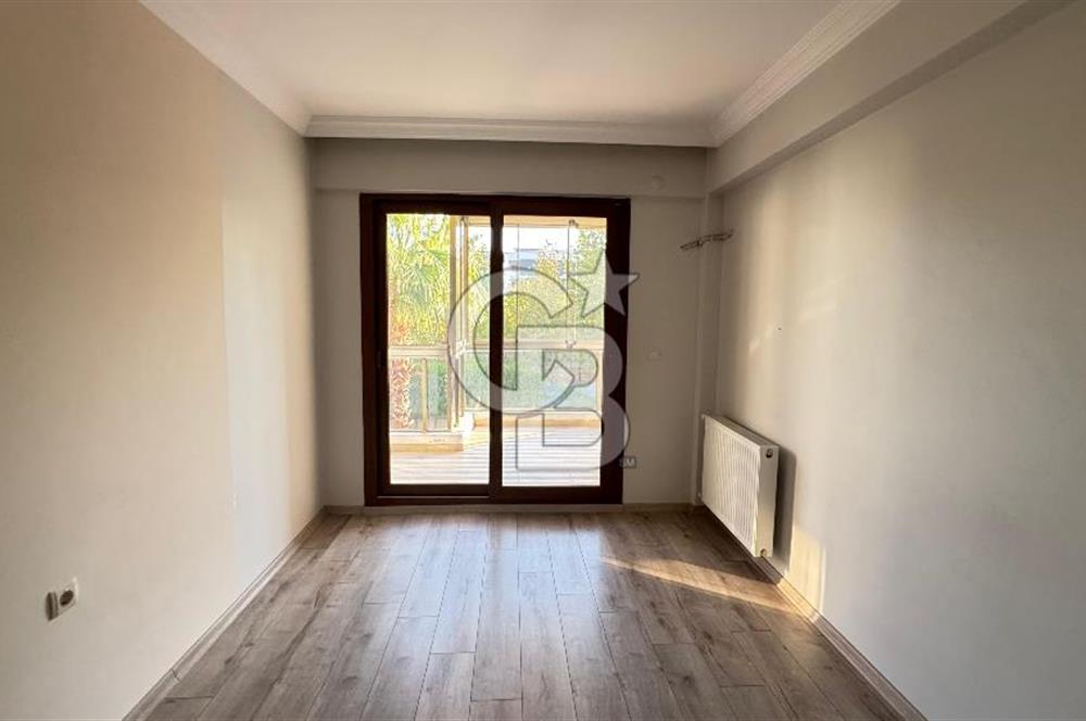 BAHÇELİEVLER KONAKLARINDA EBEVEYN BANYOLU ARAKAT 3+1 GENİŞ DAİRE