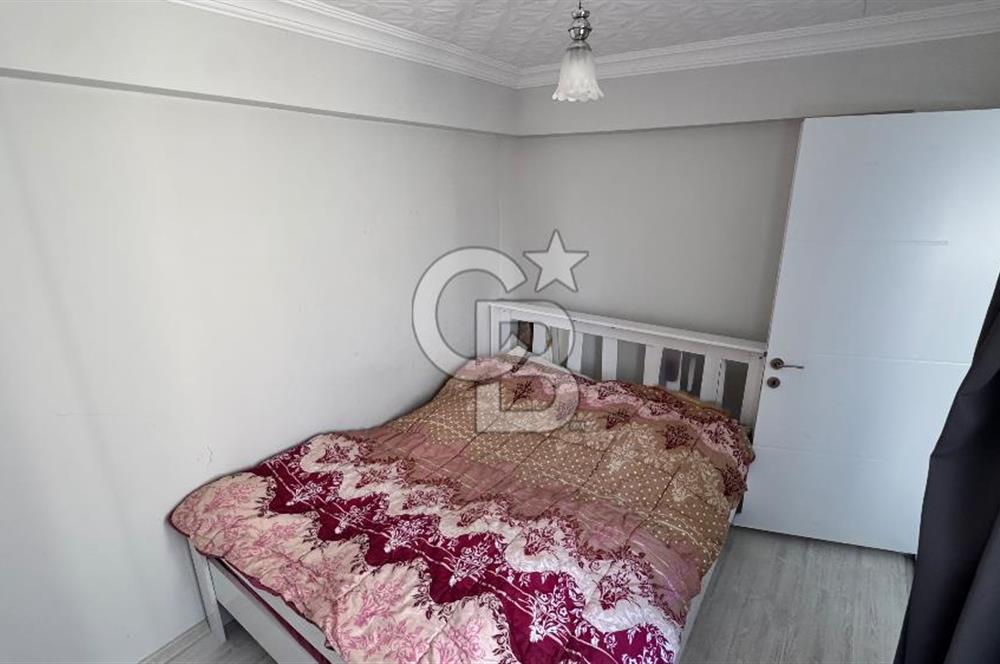  Karşıyaka Alaybey’ de 1+1 Eşyalı Satılık Daire 