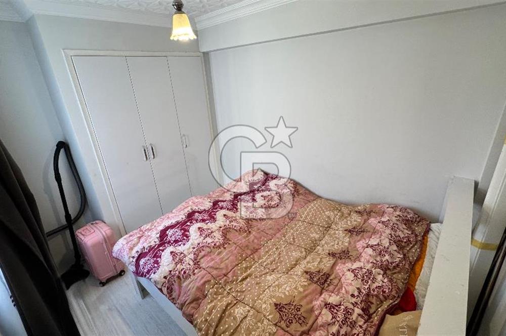  Karşıyaka Alaybey’ de 1+1 Eşyalı Satılık Daire 