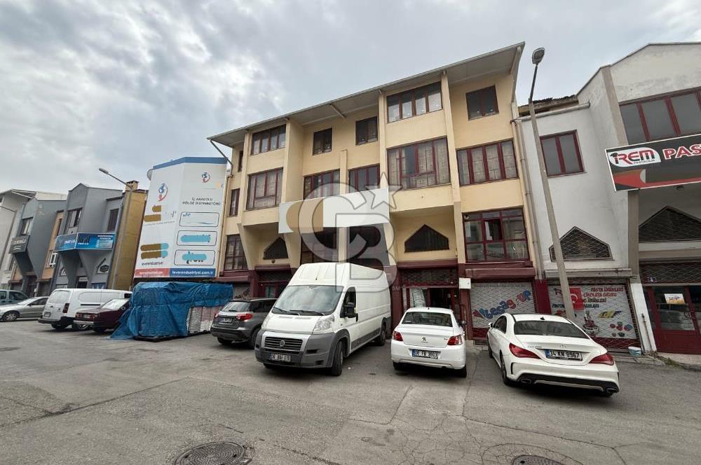 MACUN MAHALLESİNDE SATILIK TİCARİ BİNA