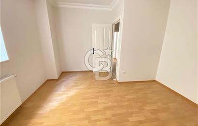 SANCAKTEPE YENİDOĞAN SATILIK MERKEZDE 3+1 SATILIK ARAKAT DUBLEKS DAİRE