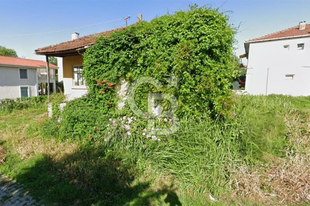 Sapanca Gölü’ne 250 Metre Mesafede Müstakil Ev 