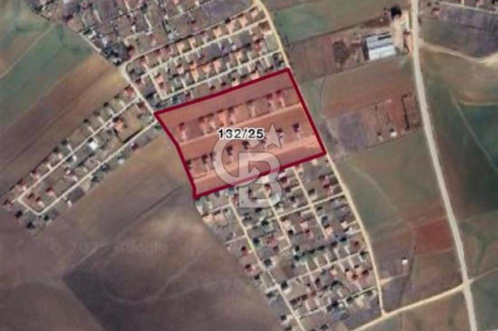 ÇUBUK İKİPINARDA 6.050 M² TEL ÇEVRİLİ ELEKTRİK YOLU OLAN TARLA