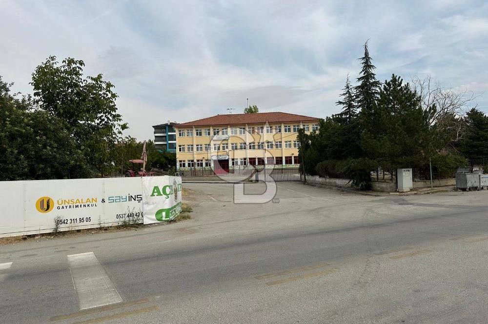 ÇUBUK DUMLUPINARDA MERKEZİ KONUMDA ASANSÖRLÜ 1+1 SATILIK DAİRE