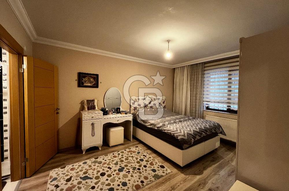 Emek 4.Cd. Paraleli Kapalı Otoparklı Yapılı Satılık 3+1 Daire 