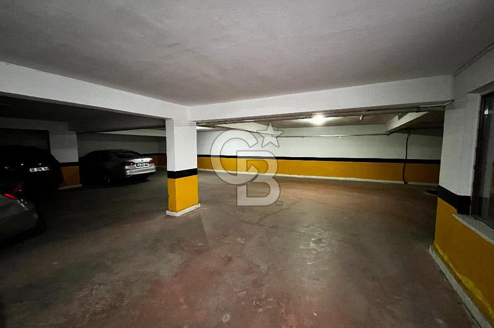 Emek 4.Cd. Paraleli Kapalı Otoparklı Yapılı Satılık 3+1 Daire 