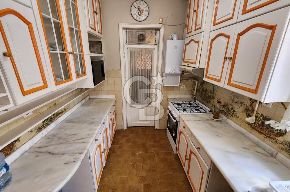 KADIKÖY MODADA 4+1 İŞYERİNE UYGUN DAİRE