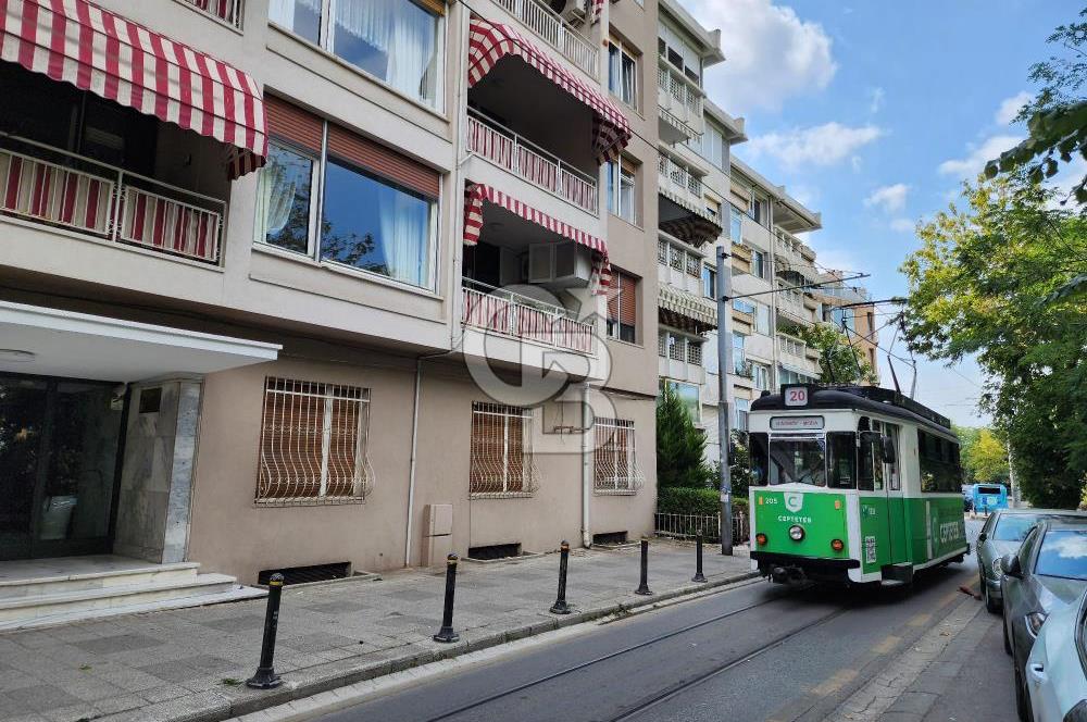 KADIKÖY MODADA 4+1 İŞYERİNE UYGUN DAİRE