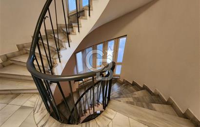 KADIKÖY MODADA 4+1 İŞYERİNE UYGUN DAİRE