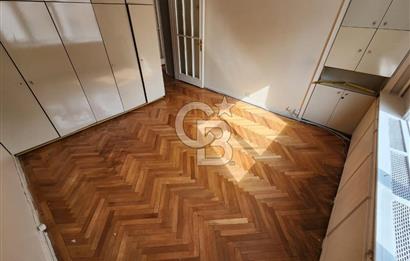 KADIKÖY MODADA 4+1 İŞYERİNE UYGUN DAİRE