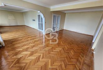 KADIKÖY MODADA 4+1 İŞYERİNE UYGUN DAİRE