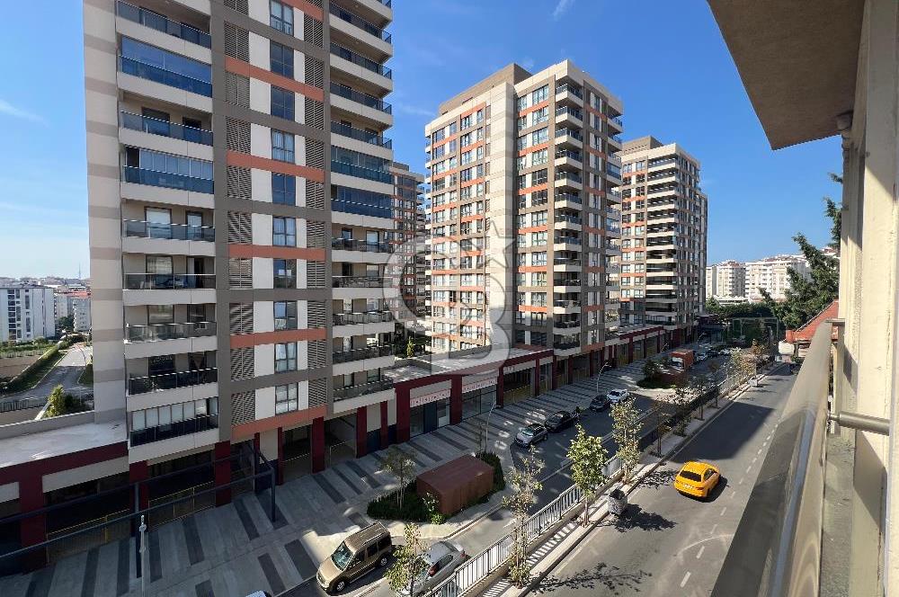 MEHMET AKİF MAH. METROYA 8 DK / 127 M2 2+1 KİRALIK DAİRE