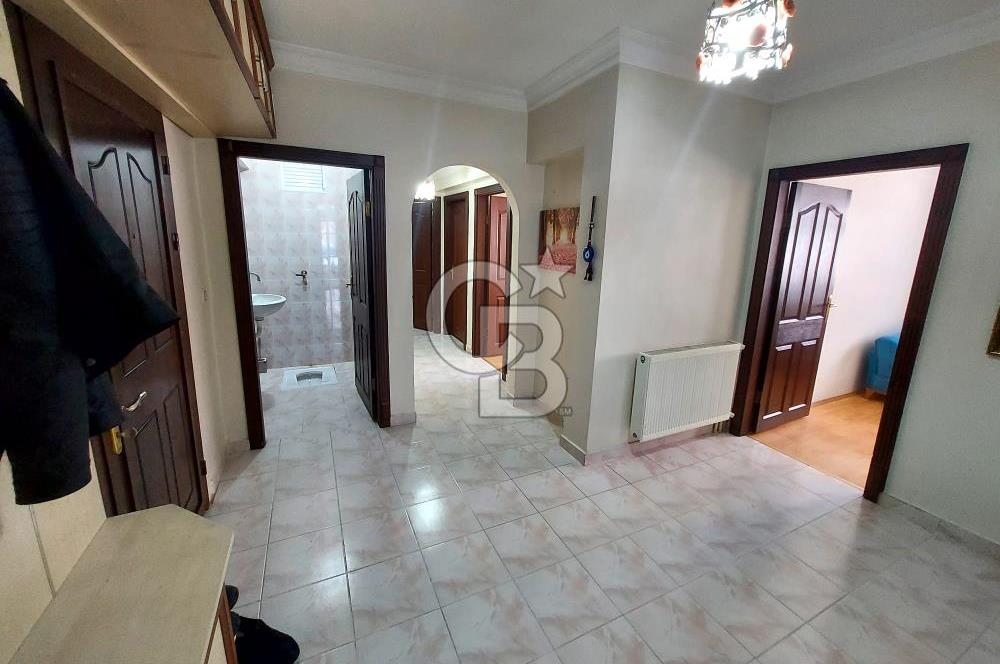 DEREBOYU CADDE'SİNDE 1.KATTA BAKIMLI VE GENİŞ 3+1 SATILIK DAİRE