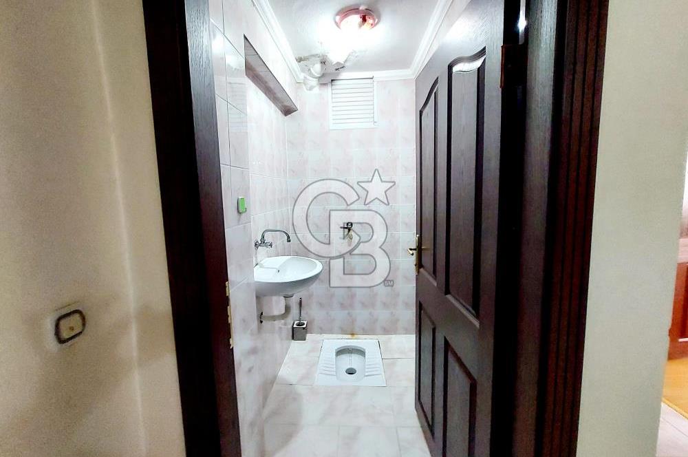 DEREBOYU CADDE'SİNDE 1.KATTA BAKIMLI VE GENİŞ 3+1 SATILIK DAİRE